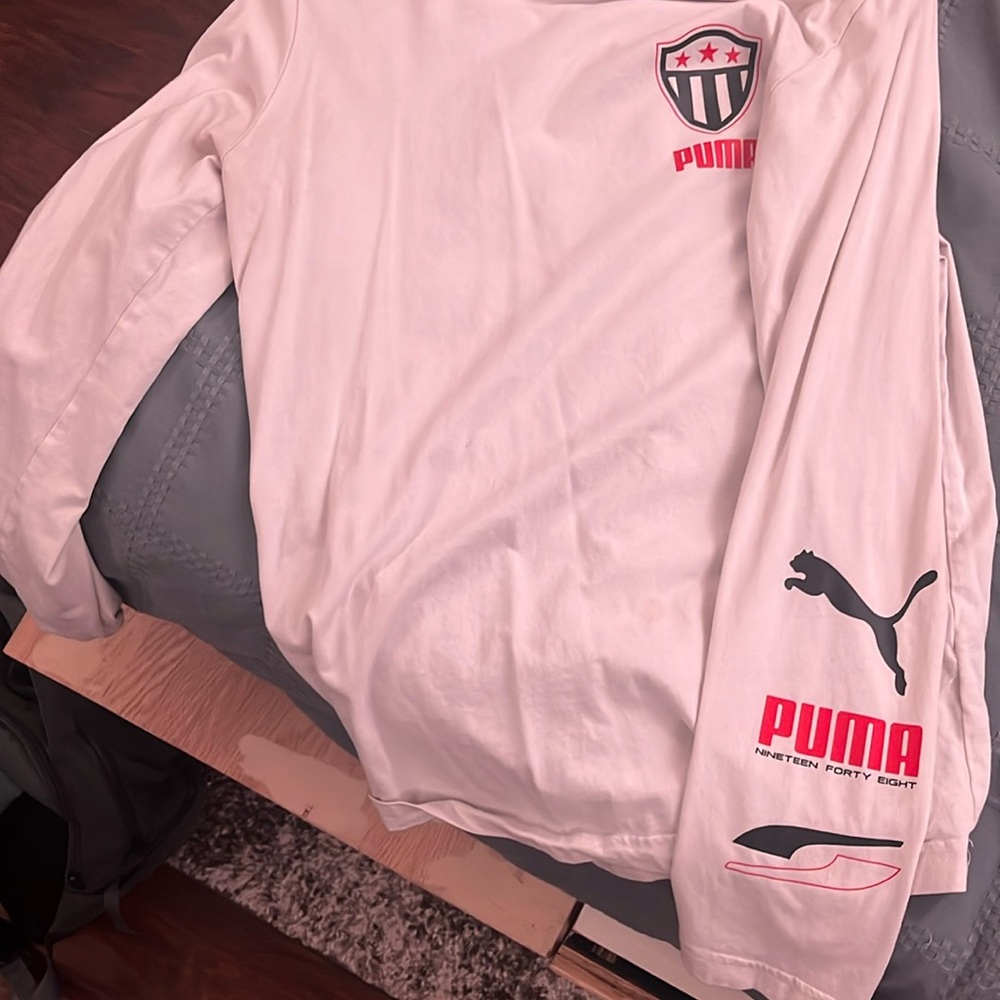 longsleeve white puma shirt